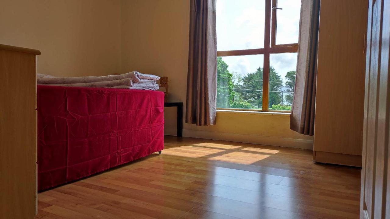 Budget-Friendly Self-Serve Lodging Galway Exterior photo